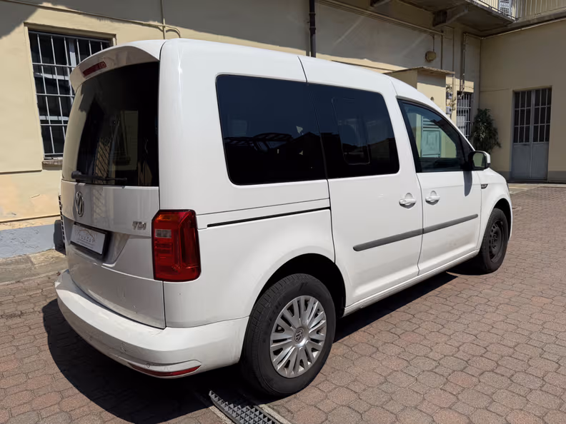 VW Caddy - 6