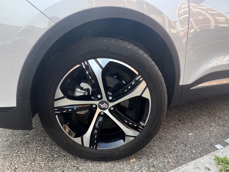 DR Automobiles DR6 - 10