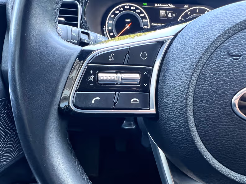 Kia XCeed - 27