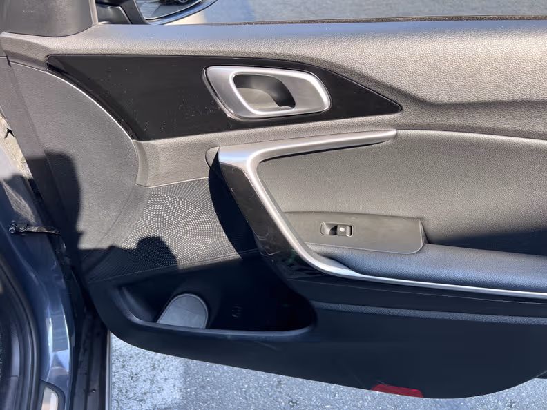 Kia XCeed - 24