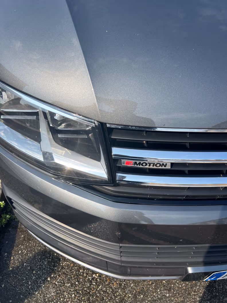 VW Caravelle - 9