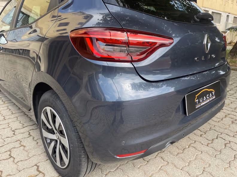 Renault Clio - 43