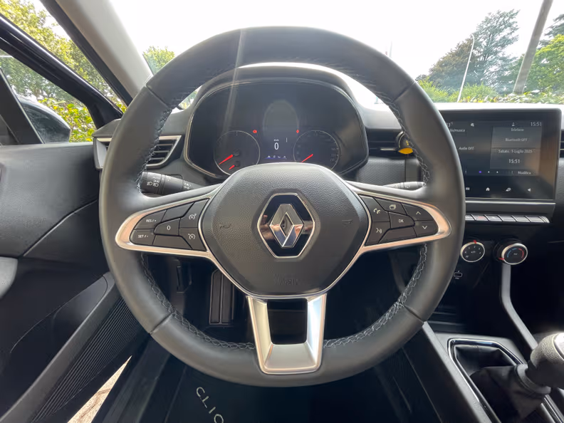 Renault Clio - 12