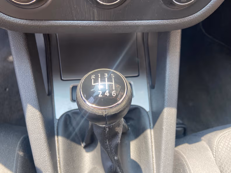 Volkswagen Golf - 12