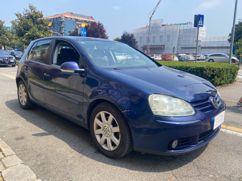 Volkswagen Golf - 3