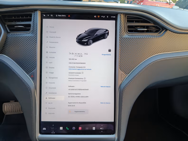 Tesla Model S - 13