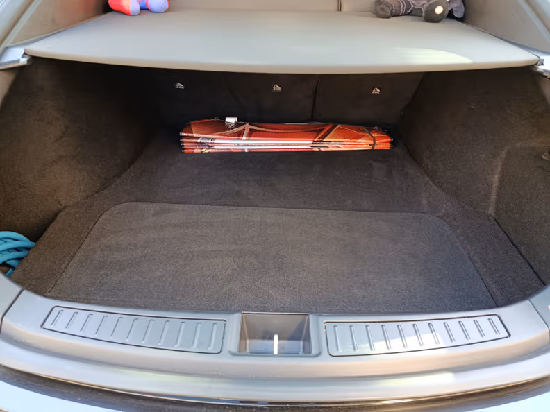 Tesla Model S - 37