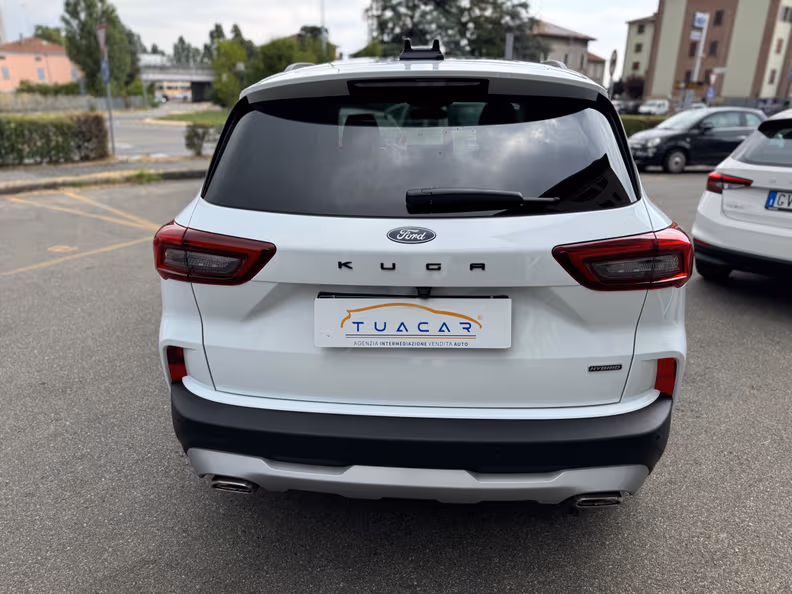 Ford Kuga - 4