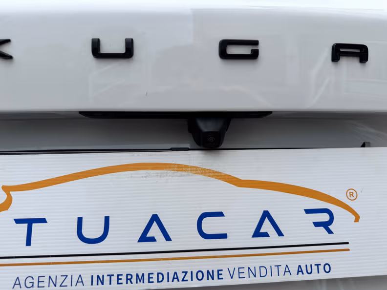 Ford Kuga - 14