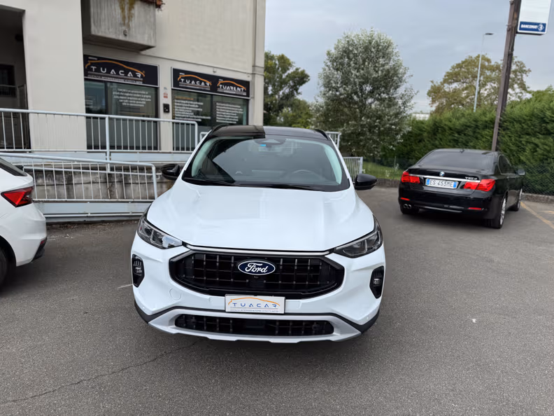 Ford Kuga - 8