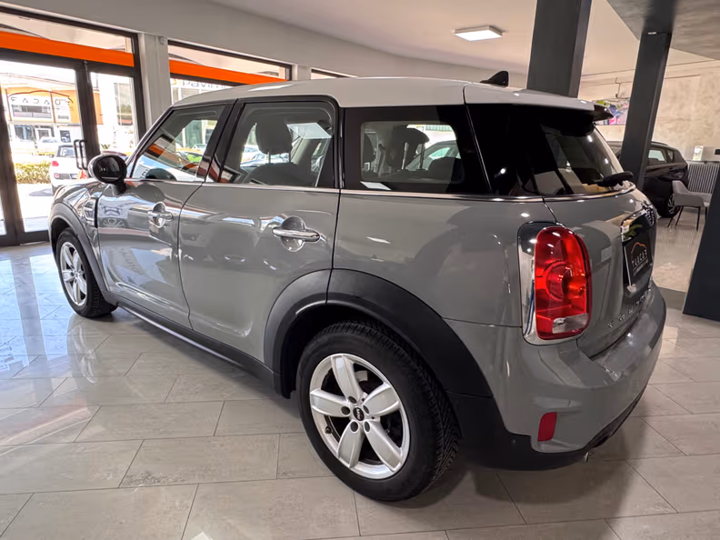 MINI Countryman - 4