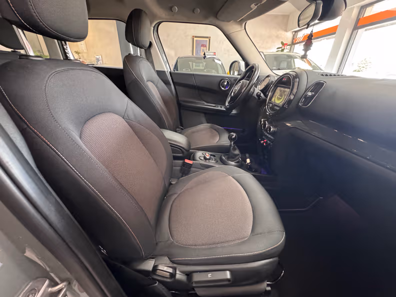 MINI Countryman - 12