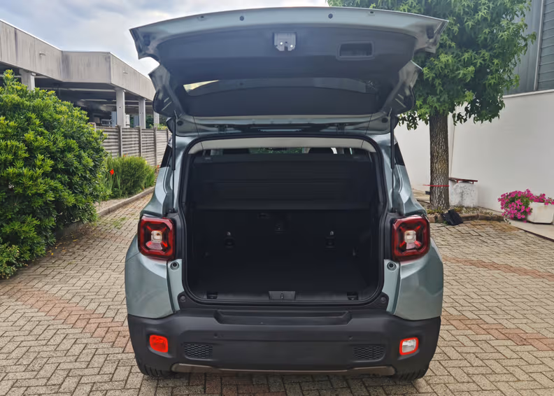 Jeep Renegade - 31