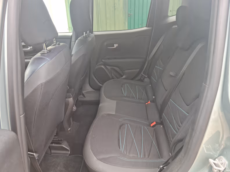 Jeep Renegade - 27