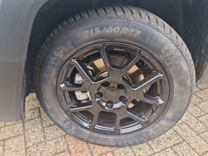 Jeep Renegade - 16
