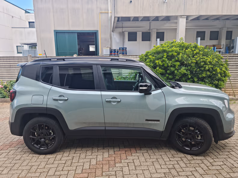 Jeep Renegade - 11
