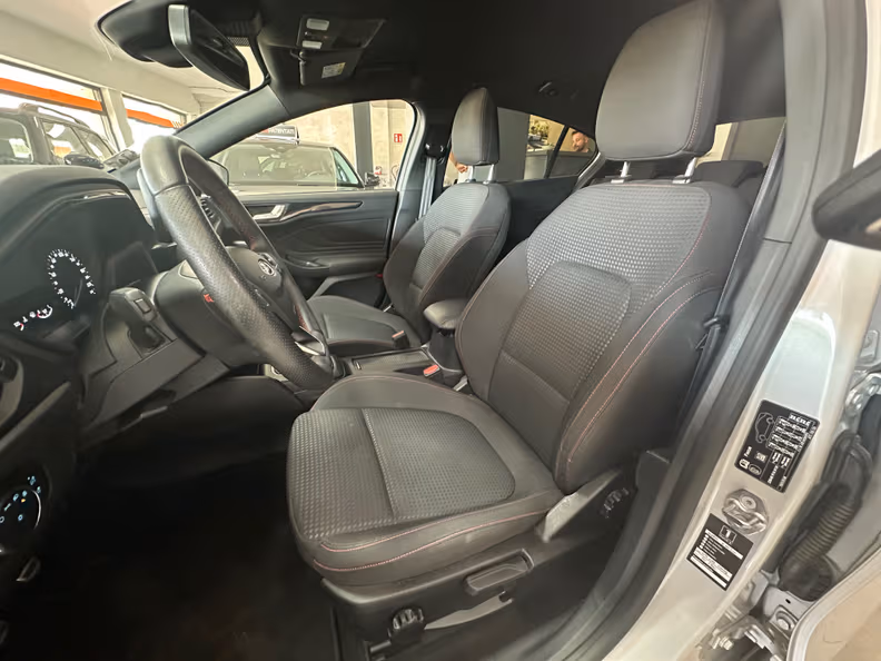 Ford Focus - 14