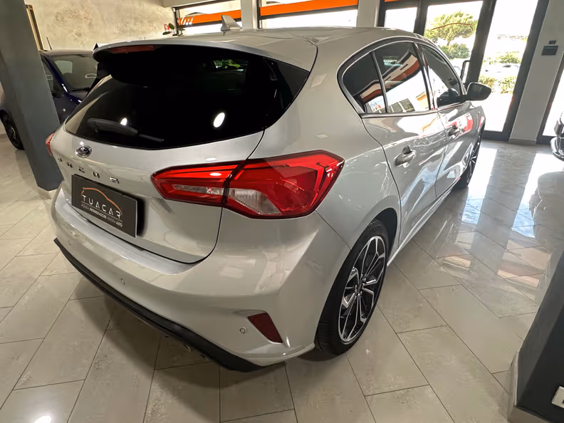 Ford Focus - 5