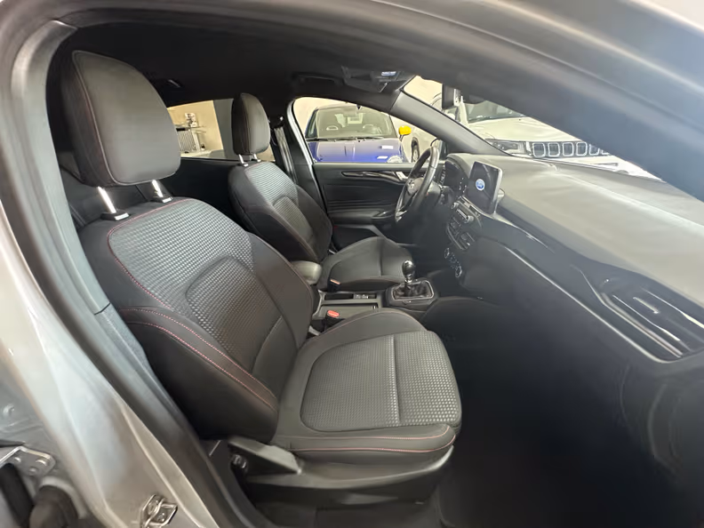 Ford Focus - 15