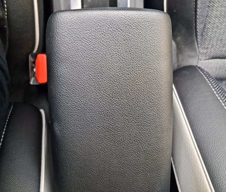 Renault Captur - 26