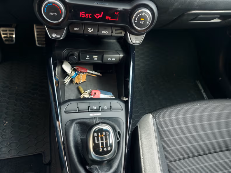 Kia Stonic - 17