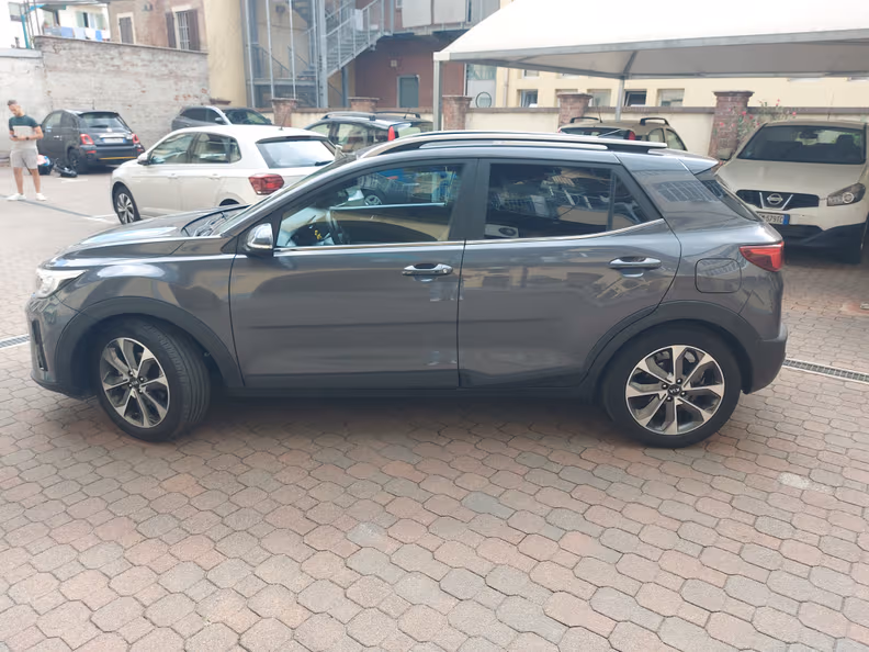 Kia Stonic - 8