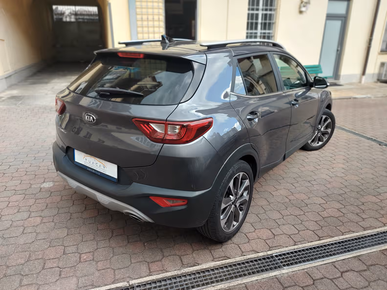 Kia Stonic - 5