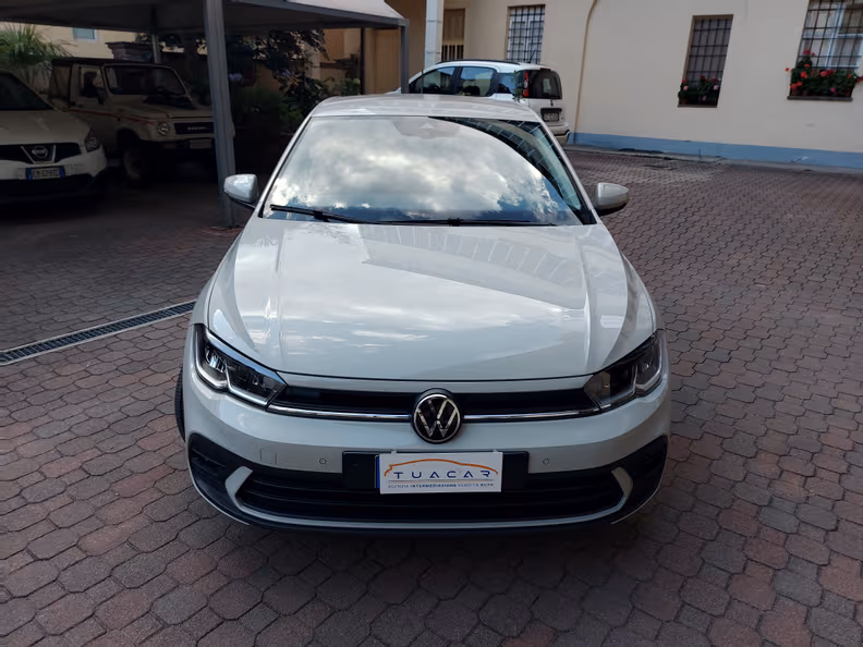 VW Polo - 2