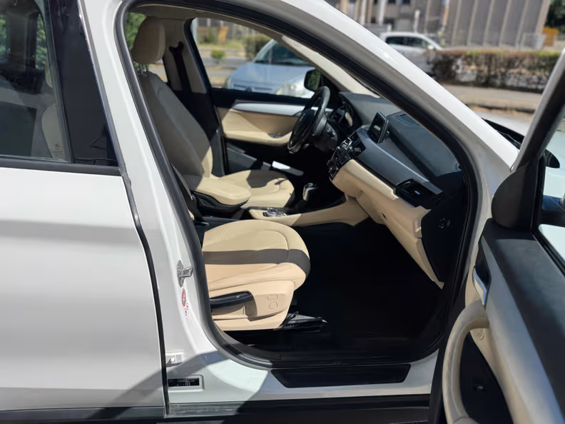 BMW X1 - 25