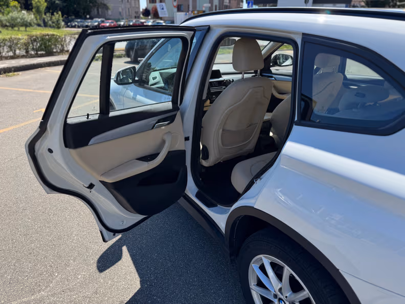 BMW X1 - 20