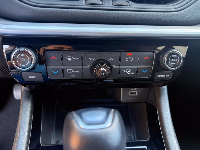 Jeep Compass - 21