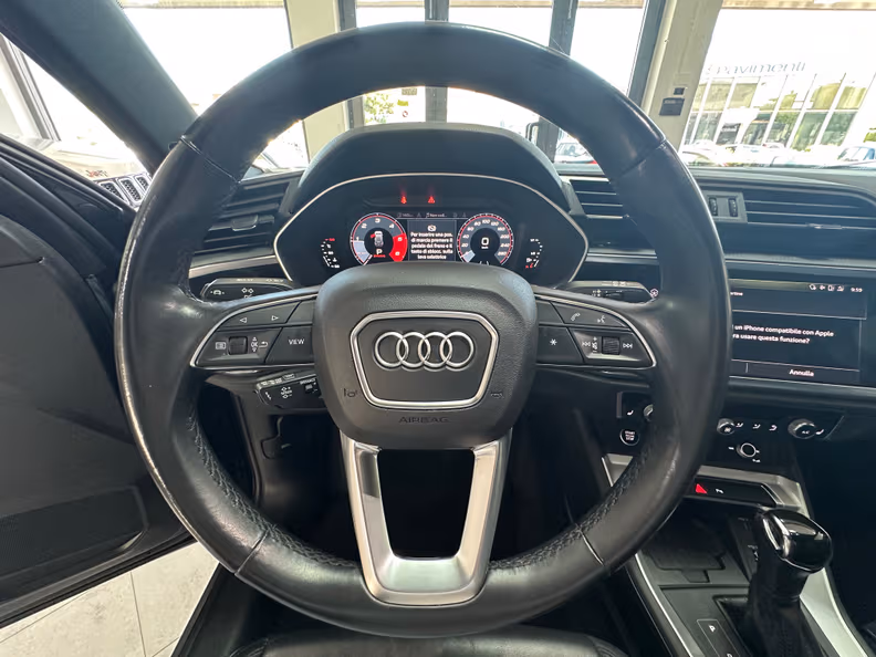 Audi Q3 - 11