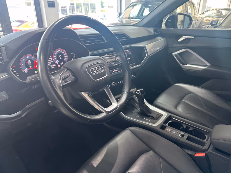 Audi Q3 - 9