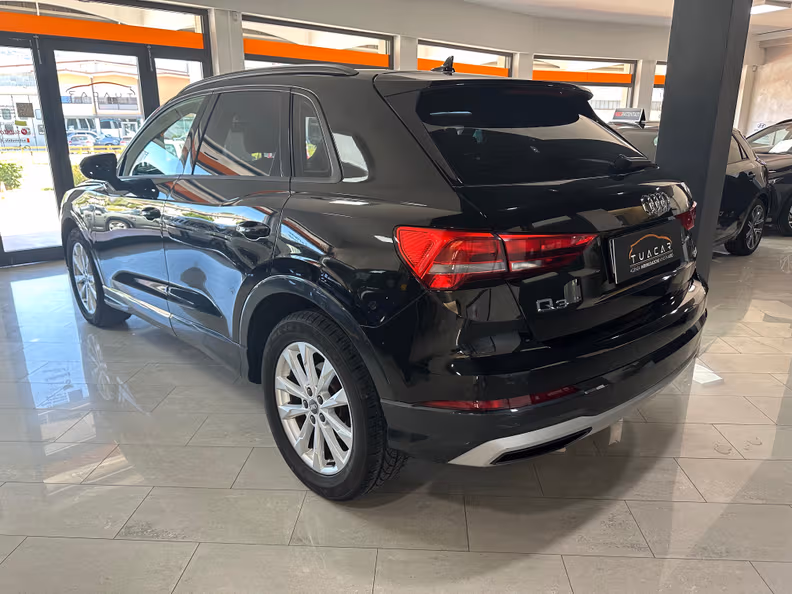 Audi Q3 - 3