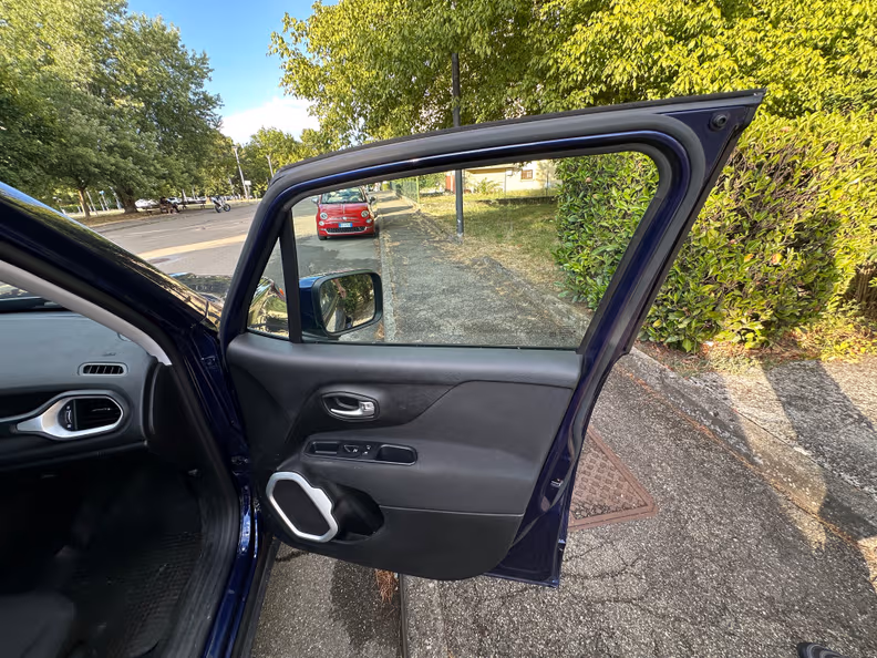 Jeep Renegade - 28