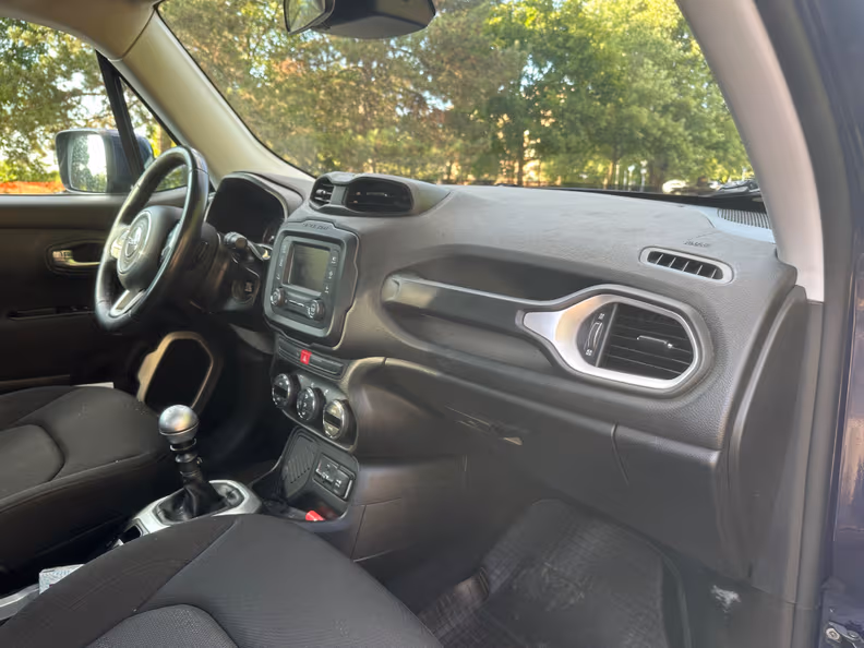 Jeep Renegade - 21
