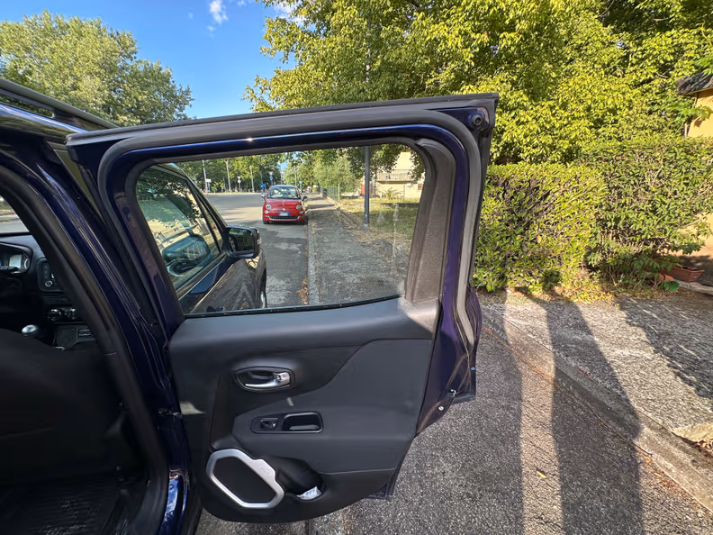 Jeep Renegade - 26