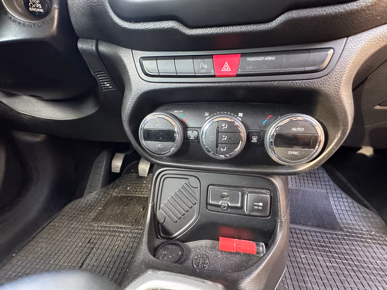 Jeep Renegade - 20