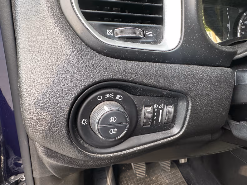 Jeep Renegade - 16