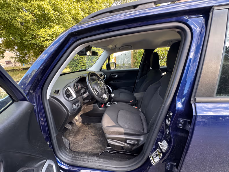 Jeep Renegade - 23