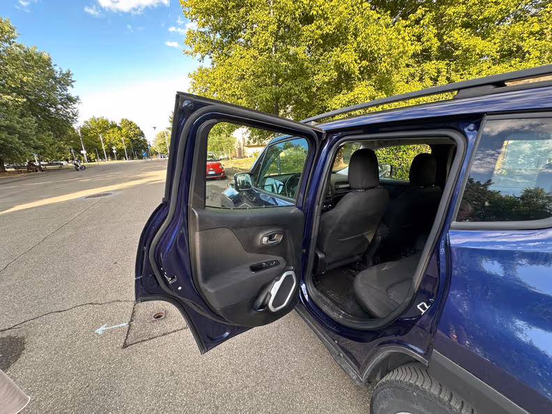 Jeep Renegade - 24