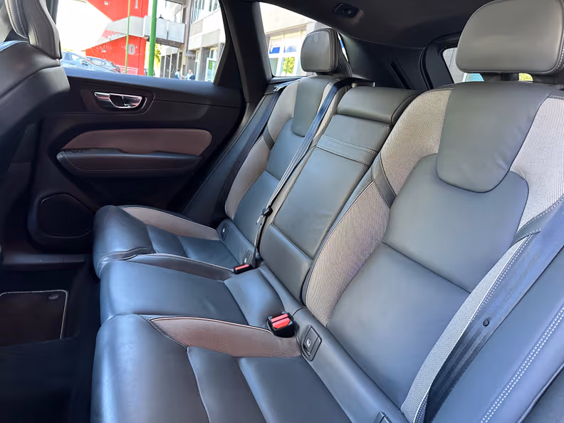 Volvo XC60 - 37