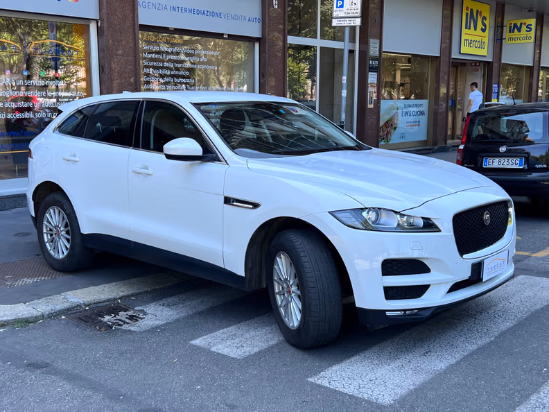 Jaguar F-Pace - 3