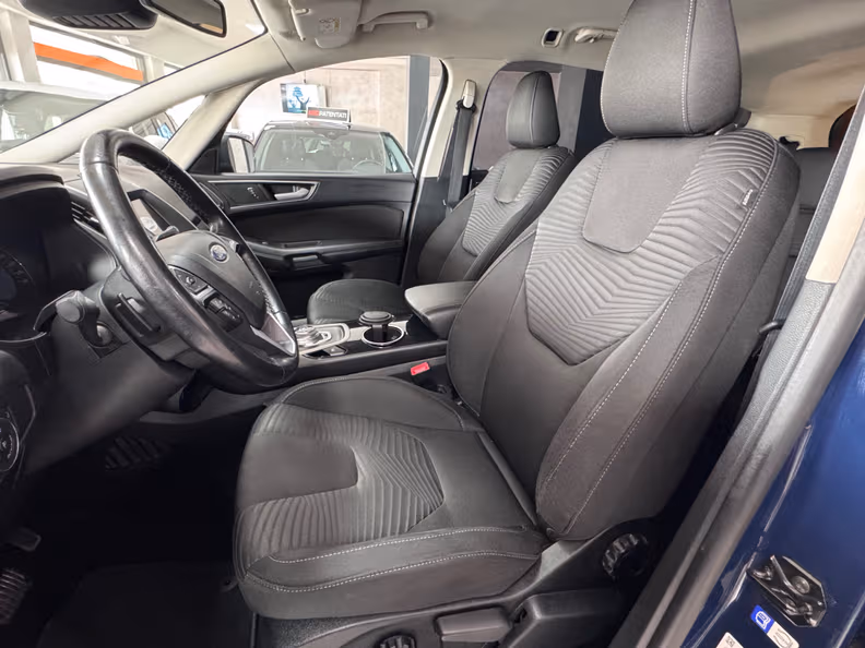 Ford S-MAX - 7