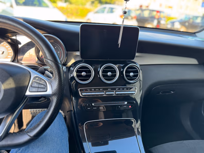 Mercedes-Benz GLC-Class - 12