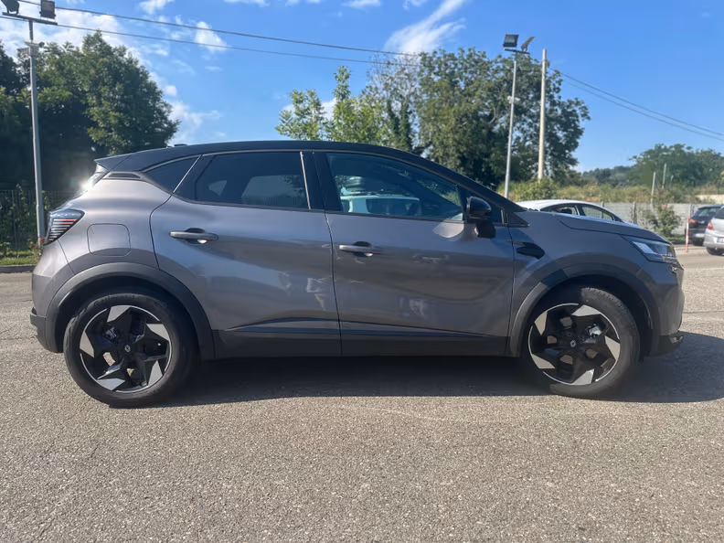 Renault Captur - 4