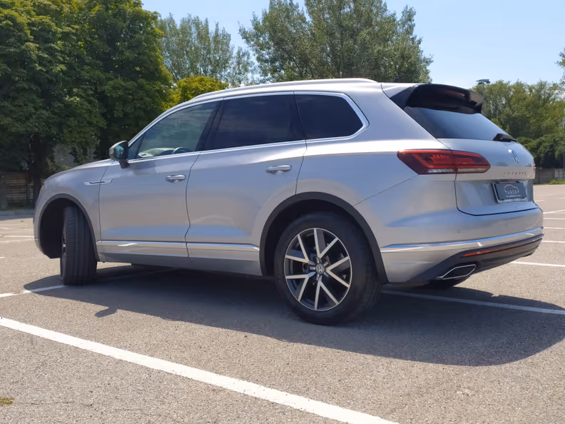 Volkswagen Touareg - 5