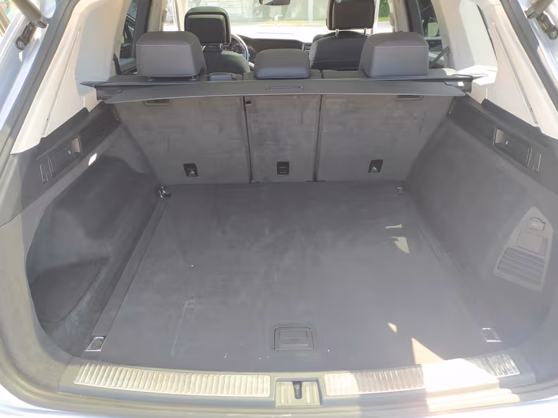 Volkswagen Touareg - 44