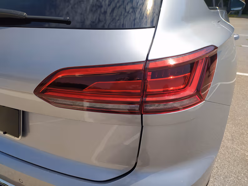 Volkswagen Touareg - 18