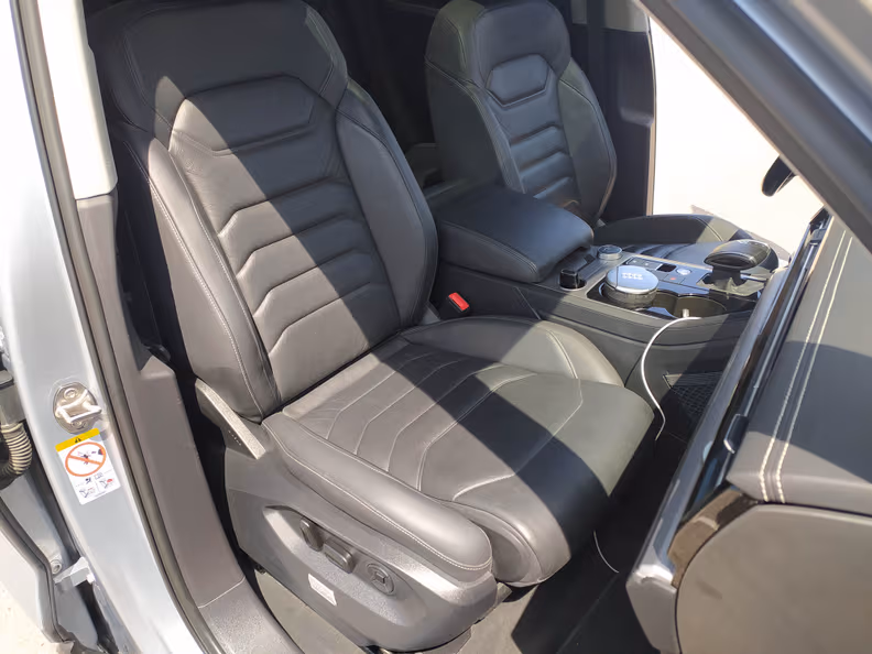Volkswagen Touareg - 35